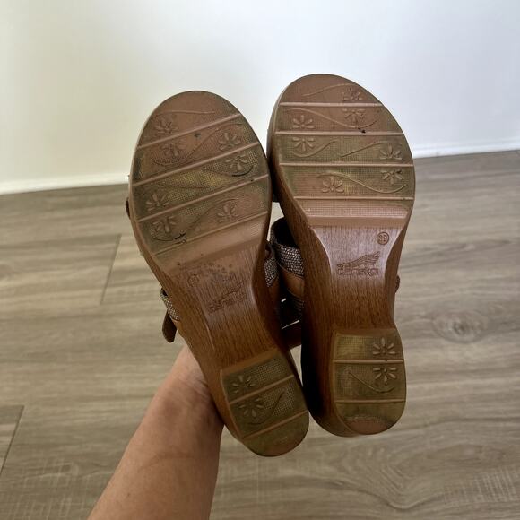 Dansko Jessie Sand Lizard Sandal Slip On Snakeskin Cognac 39 Clog Sandals - Picture 8 of 9